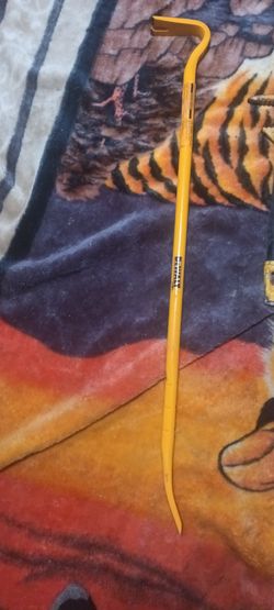 Dewalt Wrecking Bar
