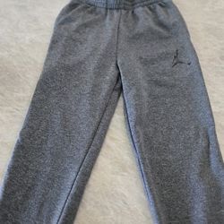 (4) Youth Joggers Nike/Jordan/UA