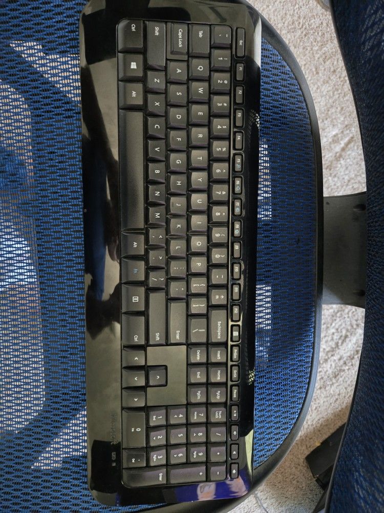 Microaoft Wireless 850 Keyboard