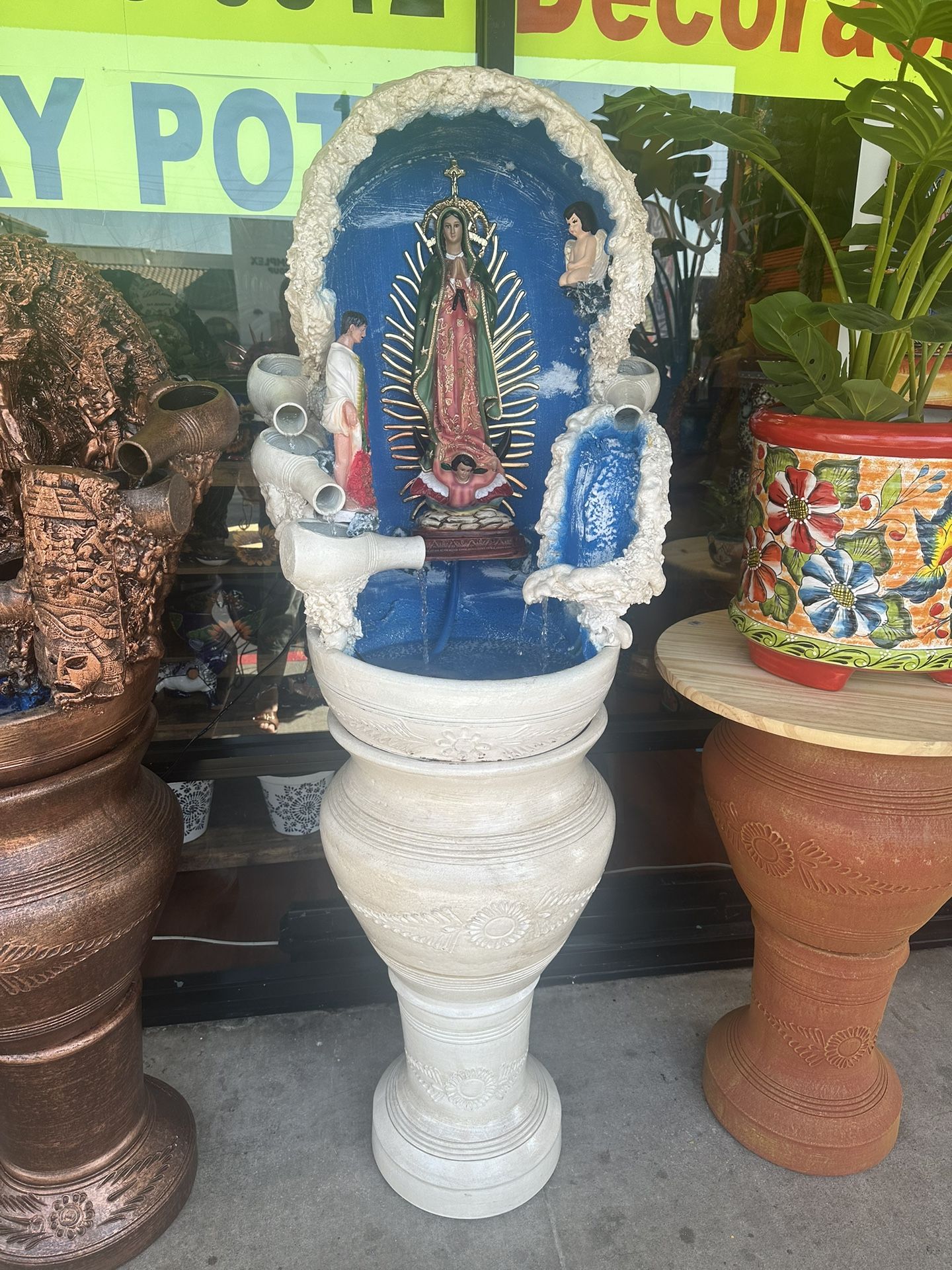 Fuente Con La Virgen De Guadalupe. La Entregamos Lista Solo Para Que Le Pongan El Agua Y La Conecten