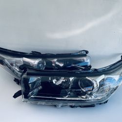 2017-2019 TOYOTA HIGHLANDER LEFT And RIGHT SIDE HEADLIGHT HALOGEN W/  LED OEM