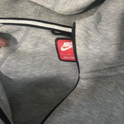 Grey Nike Tech Size S