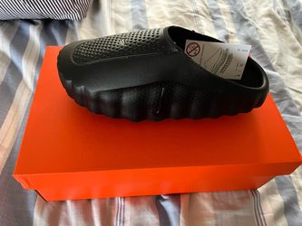 Nike mind 001 triple black size 13