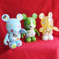 DISNEY VINYLMATION MARIA CLAPSIS FIGURES LOT OF THREE