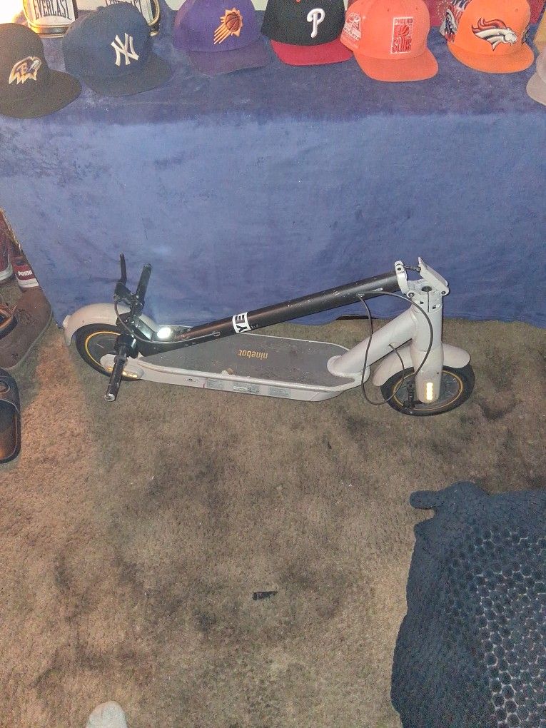 electric scooter (35mp)