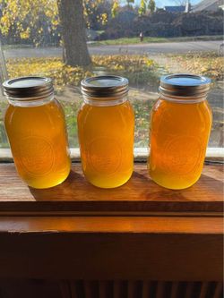 Pure raw honey