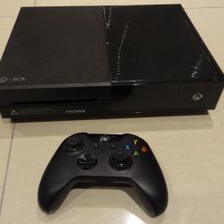 Xbox one black Mint condition