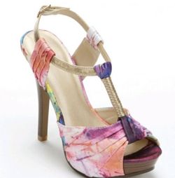 APT 9 SATIN MULTI COLOR PATTERN STILETTOS 
