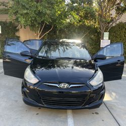 2012 Hyundai Accent