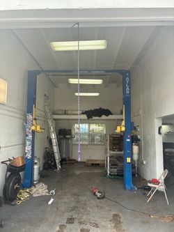 Atlas PRO-9D 9,000 LB 2-Post Car Lift – 220V – Automotive Lift