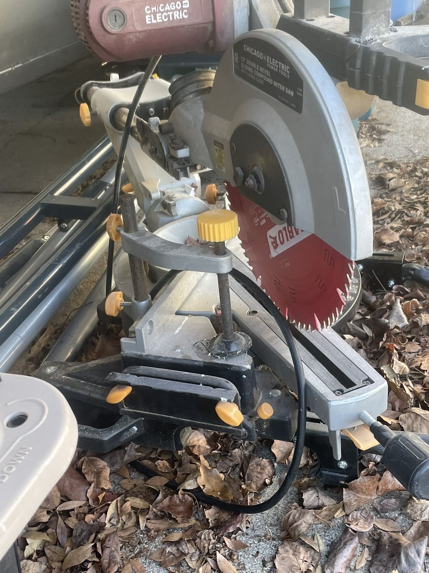 Compound Miter Saw