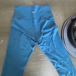 Lululemon Teal Leggings- Size 4 