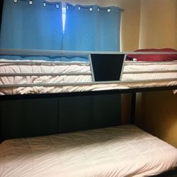 Twin Bunk Bed