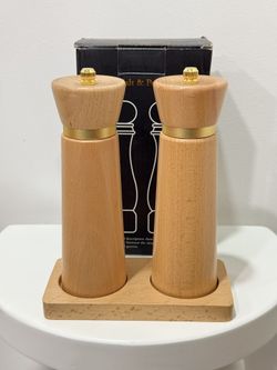 New - Wooden Salt and Pepper Grinder Set with Tray - 7-inch Manual Grinders for Himalayan Salt, Pepper, Chili, Seasonings