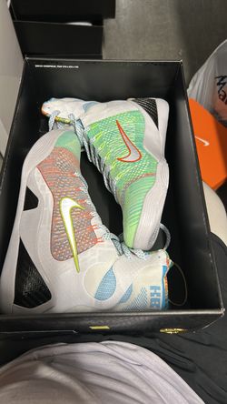 Kobe 9 elite protro SZ 9 brand new no lid