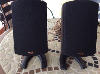 Kilpsch bookshelf speakers