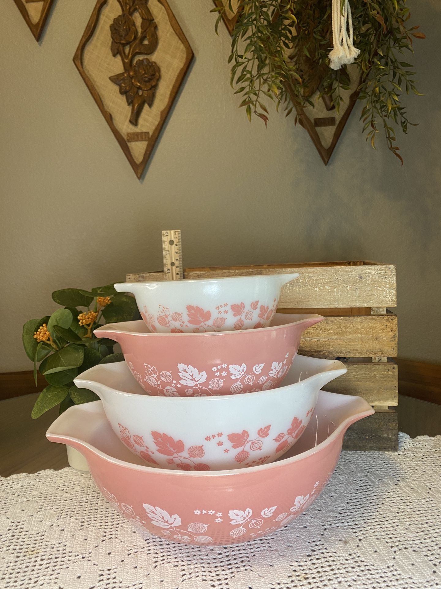 Pyrex Pink Gooseberry Set