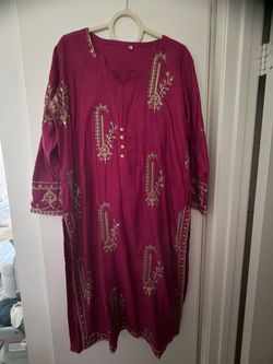 Magenta Embroidered Kurti Size M