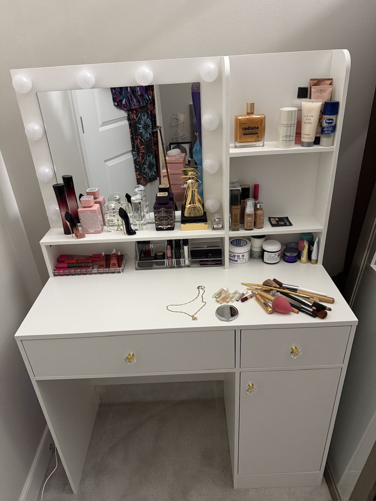 Lighted Vanity - Brand New!