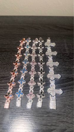 VVS Moissanite Clover Bracelet