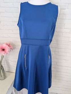 Karin Stevens dress size 8P