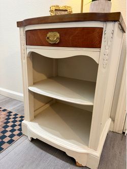 Night stand/table