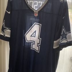 Nike On Field DRI FIT Cowboys Jersey. Very Nice !