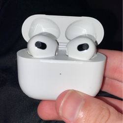 AirPods Gen 3 