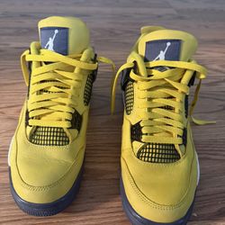 Air Jordan 4 Retro Lightning 2021 9.5 Men