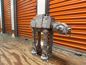 LEGO UCS AT-AT + full set of Snowtroopers