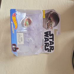 STAR WARS HOT WHEELS, COLLECTIBLE, MANDALORIAN, THE CHILD HOVER PRAM