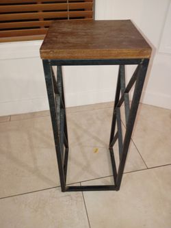 Industrial Wood Top Metal Plant Stand