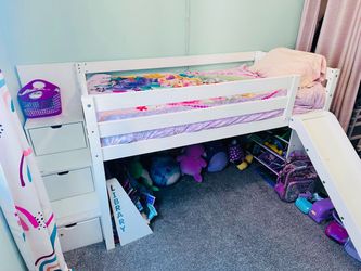 Bunk bed