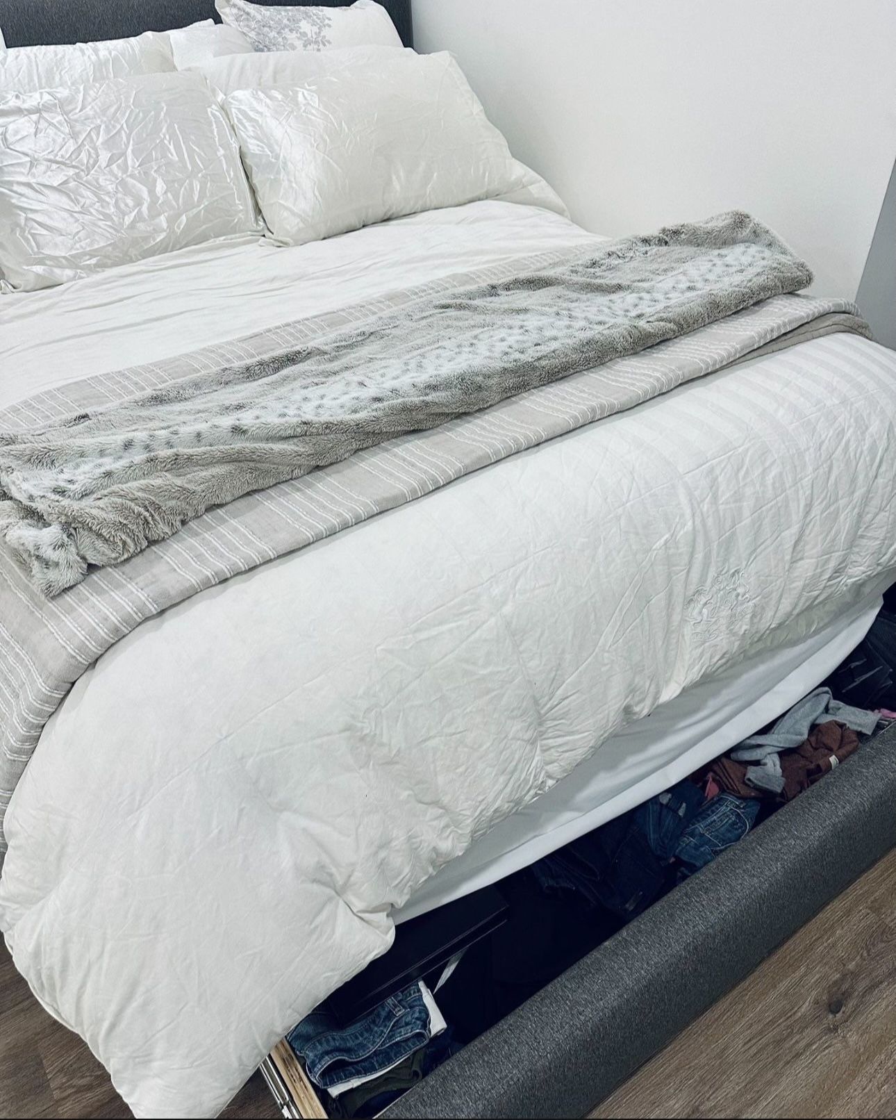 Queen bed