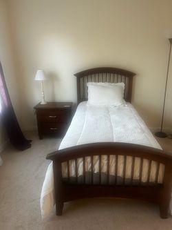 Twin bedroom furniture