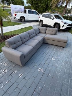 Gray Fabric L-Shaped Sectional Sofa