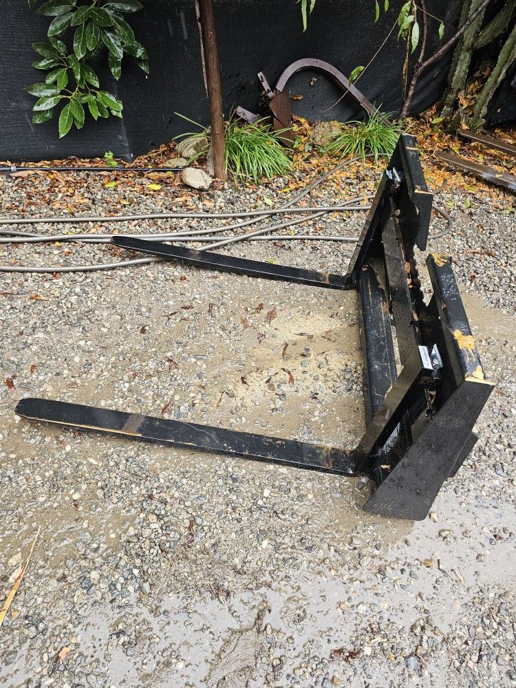 Skid Steer Forks