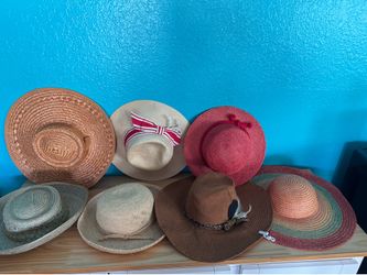 17 vintage women’s hats