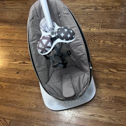 4Moms MamaRoo Swing