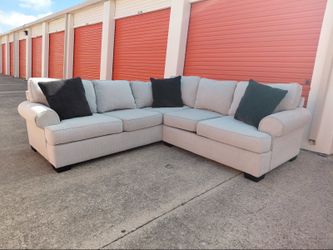 Sectional Couch (delivery available)