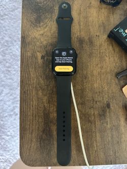 Apple Watch Series 7 GPS + Cellular 45 MM Aluminum Case