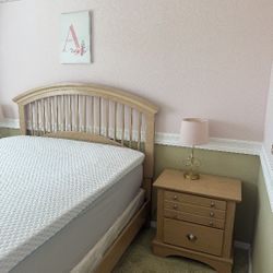 Queen Mattress Furniture Set