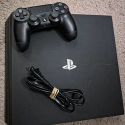 Playstation 4 Pro (PS4 Pro)