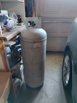 25 gallon propane tank