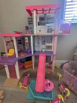 Lots Of Barbie Things!