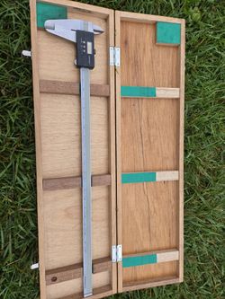 Mitutoyo 24 Inch Precision Calipers