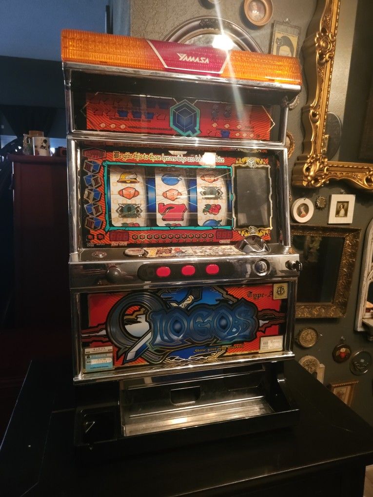 Vintage Japanese SLOT MACHINE