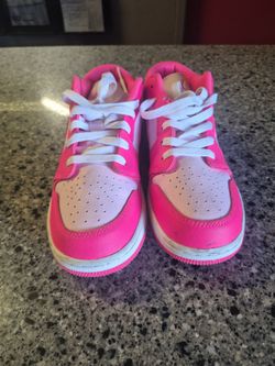 Pink shoes