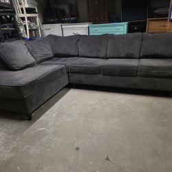 Broyhill Gray Fabric 2 Piece L Shaped Sectional Couch