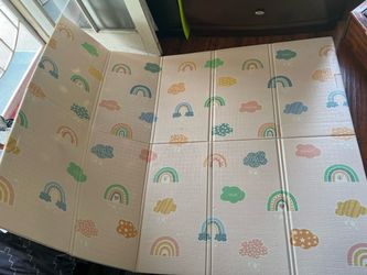 Foldable foam baby playmat size 79 inches by 58 inches incudes carrying case